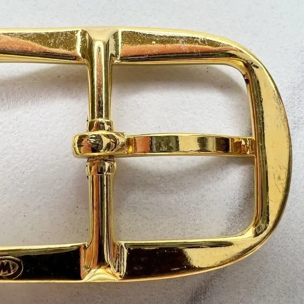 Vintage Gold Tone Simple Basic Belt Buckle for up to 1 Inch Belt